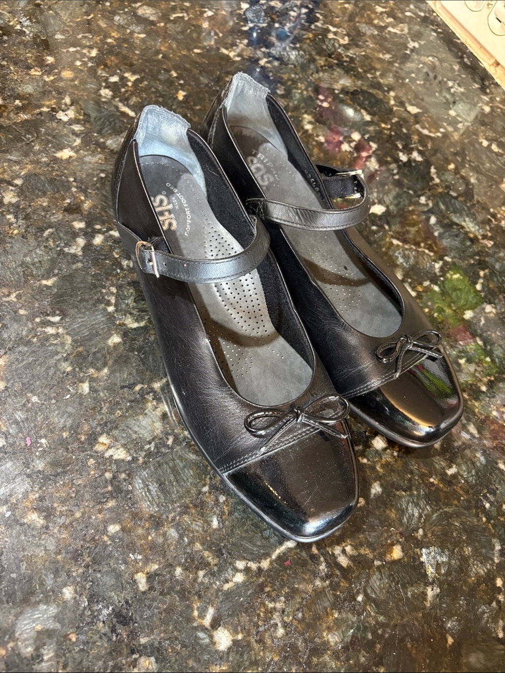 SAS MaryJane Flats! Size  9